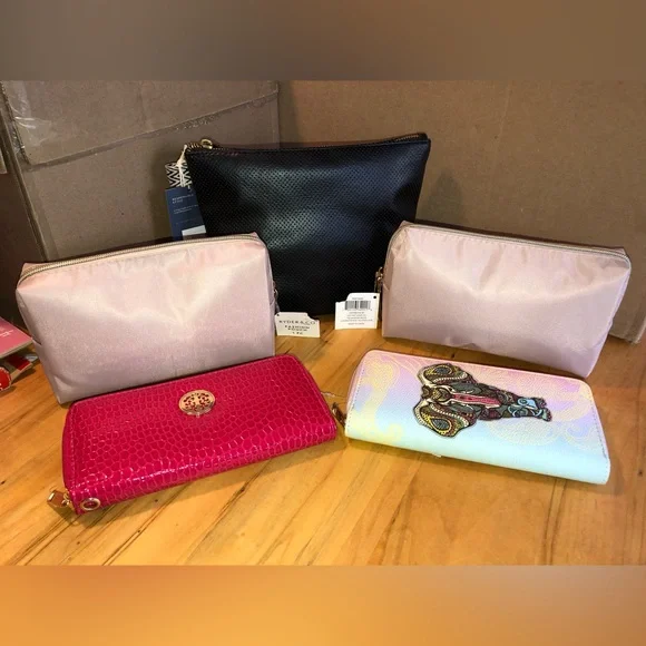 5 Bag/Wallet Bundle - Picture 1 of 9